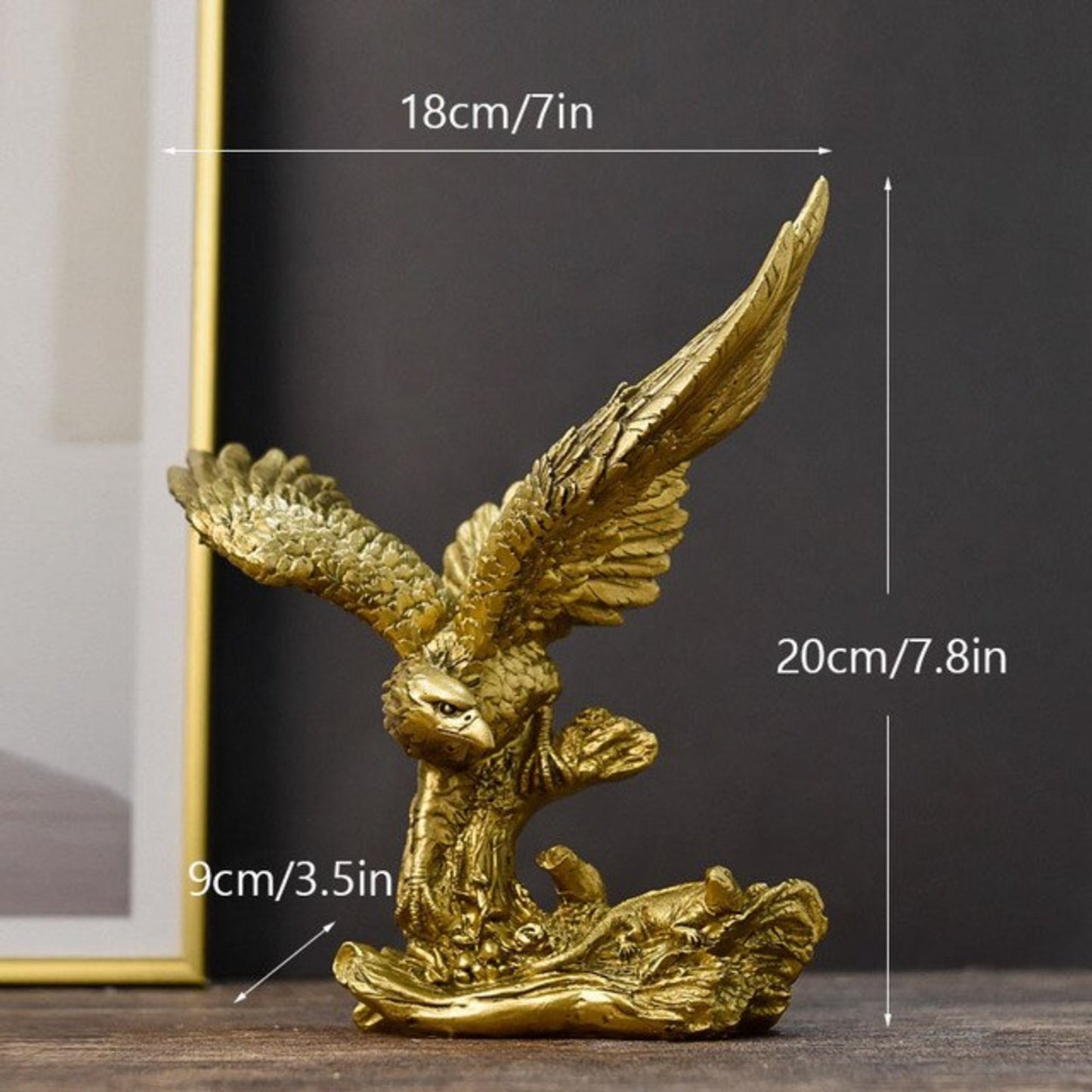 Golden Eagle | Amerikaanse Hars Standbeeld | Falcon Art Animal Model Collection Ornament Home Office Desktop Feng Shui Decor Beeldjes