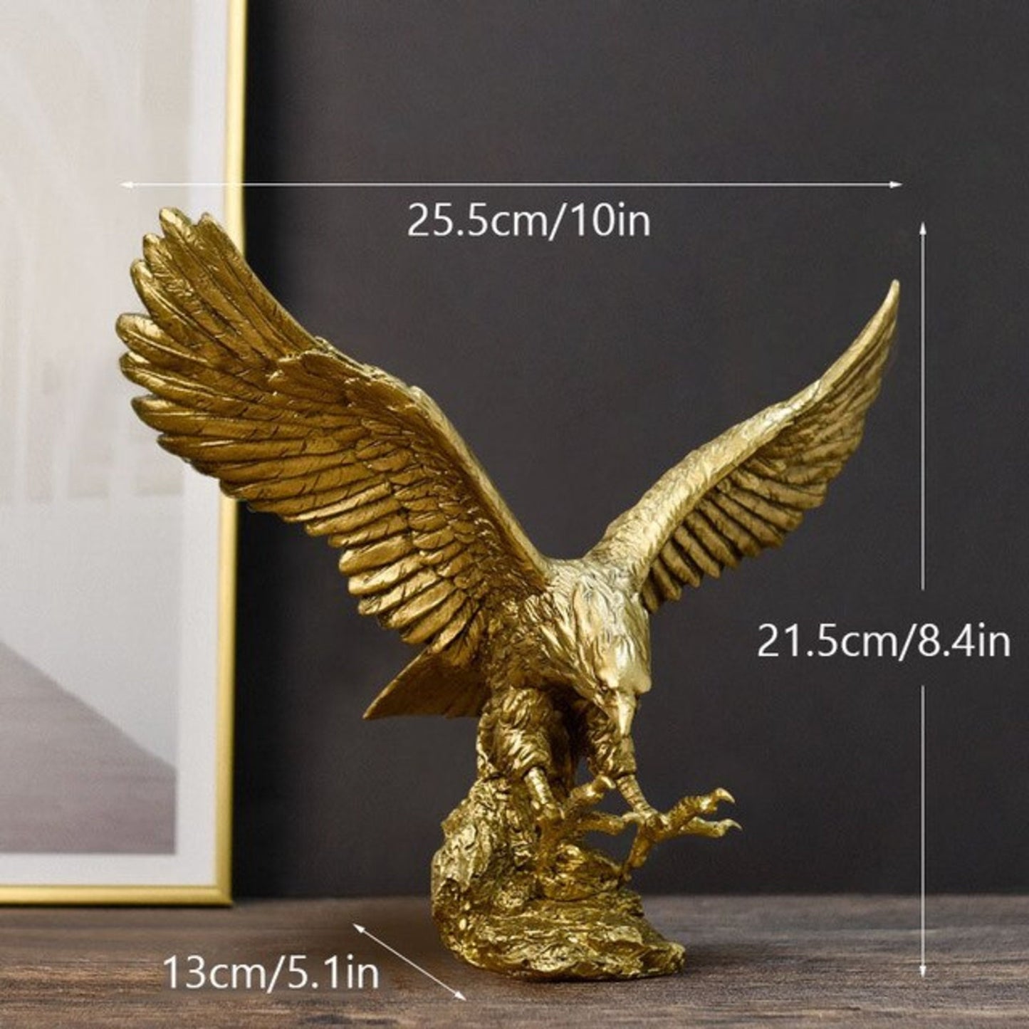 Golden Eagle | Amerikaanse Hars Standbeeld | Falcon Art Animal Model Collection Ornament Home Office Desktop Feng Shui Decor Beeldjes